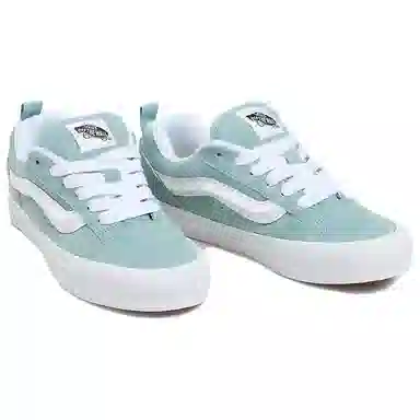 Vans Knu Skool