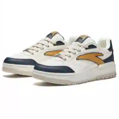 Anta 982