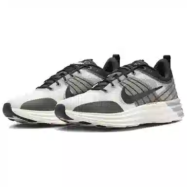 Nike Lunar Roam