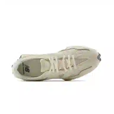 New Balance 327 Light Yellow