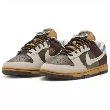 Nike Dunk Low "Love & Peace" Brown