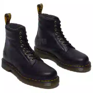 Dr.Martens