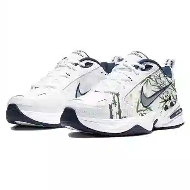 Nike Air Monarch 4