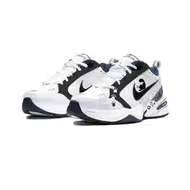 Nike Air Monarch 4