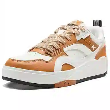 特步 驭桀 舒适百搭 防滑耐磨 低帮 板鞋 男款 棕白