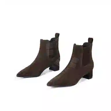 ELLE Chelsea Boots