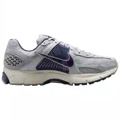 Nike Air Zoom Vomero 5 "Yankees"