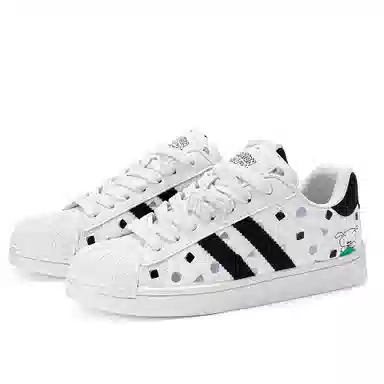 Crayon Shinchan Classic Retro Sneakers