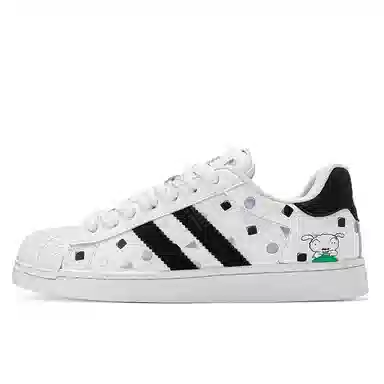 Crayon Shinchan Classic Retro Sneakers