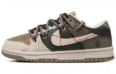 Nike Dunk Low "Green Snake" CNY Edition