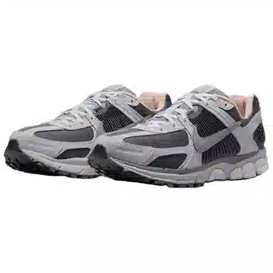 Nike Air Zoom Vomero 5