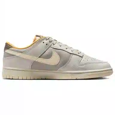 Nike Dunk Low "Light Bone"