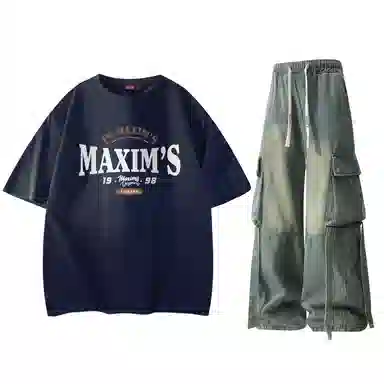 maxim's de paris logo