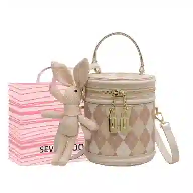 SEVENMOONS Bucket Bag