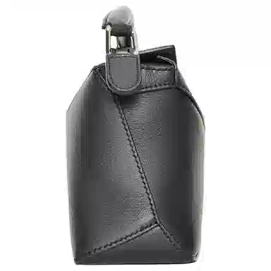 LOEWE Puzzle