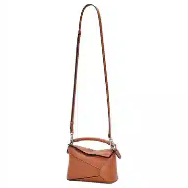 LOEWE Puzzle