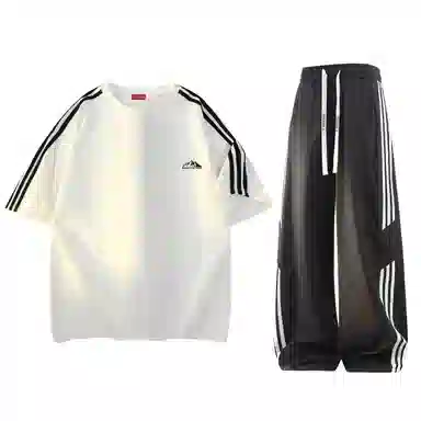 maxim's de paris 260G logoT