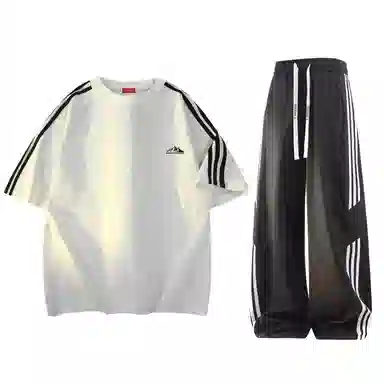 maxim's de paris 260G logoT