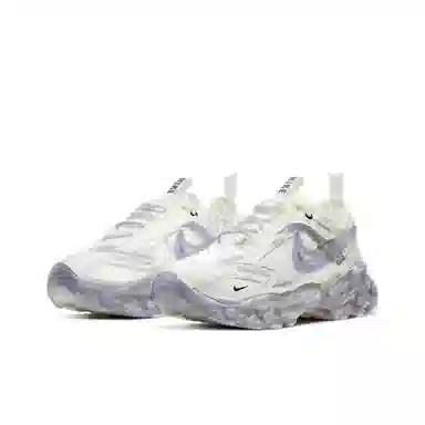 Nike TC 7900