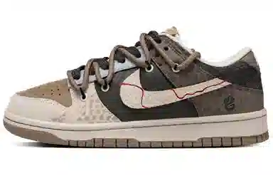 Nike Dunk Low CNY