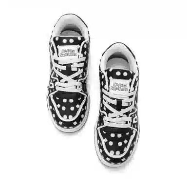 Crayon Shinchan Classic Low Sneakers