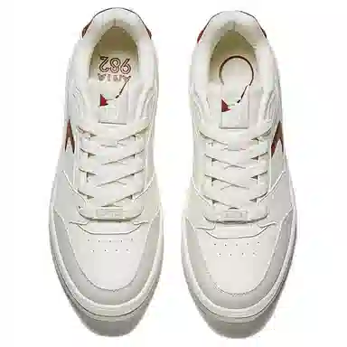 Anta 982