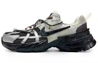 Nike V2K Run Forest Mocha