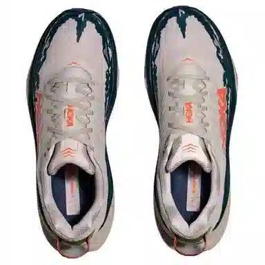 HOKA ONE ONE TORRENT 4