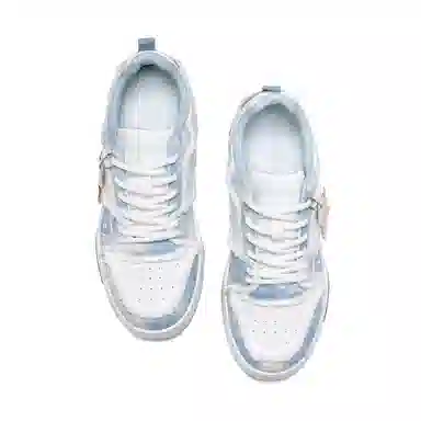 Crayon Shinchan Low Top Sneakers