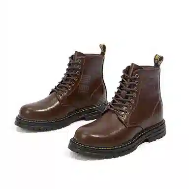 Lee Cooper