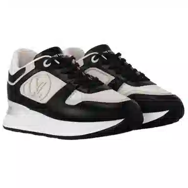 LOUIS VUITTON Neo Run Away