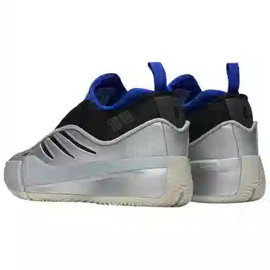 adidas Dame 9