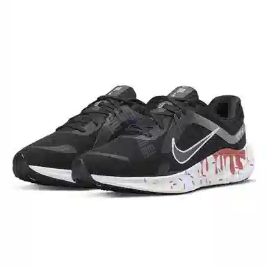 Nike Quest 5