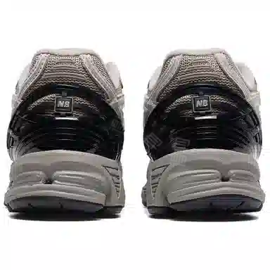 New Balance 1906R Beige