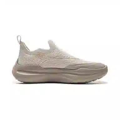 LiNing slip on