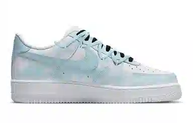 Nike Air Force 1 07