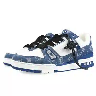 LOUIS VUITTON Trainer BNK