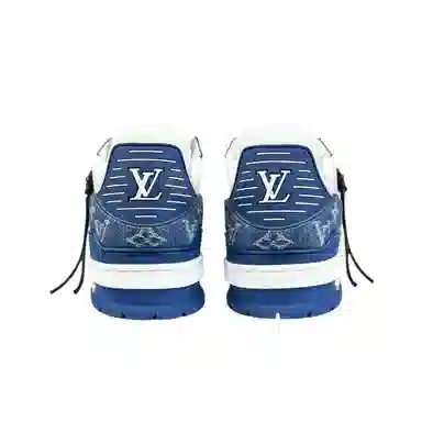 LOUIS VUITTON Trainer BNK