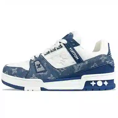 LOUIS VUITTON Trainer BNK