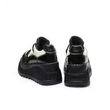 AQUASCUTUM