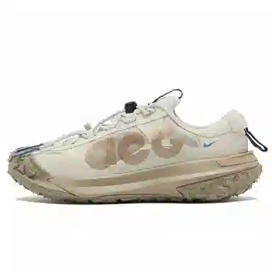 Nike ACG Mountain Fly