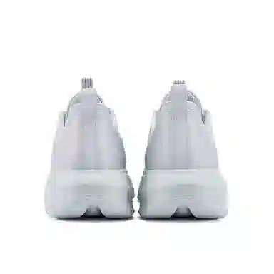 特步 运动舒适减震透气轻便 低帮 休闲越野训练跑步鞋 男款 灰色