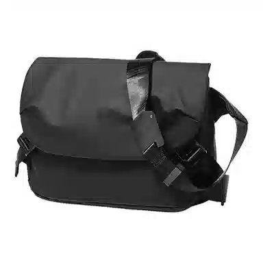 老人头 时尚通勤休闲简约小众轻便实用翻盖 合成革 单肩斜挎包 男款 黑色