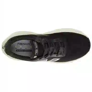 New Balance Fresh Foam X More v5
