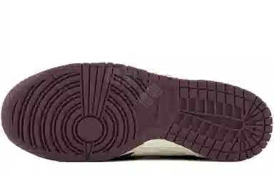 Nike Dunk Low Retro "Wedding Red"