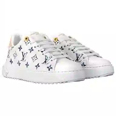 LOUIS VUITTON Time Out logo