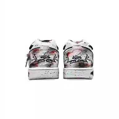 Nike EBERNON