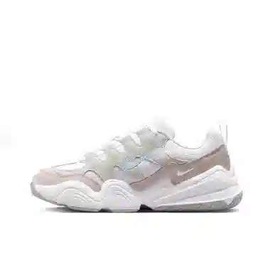 Nike Tech Hera