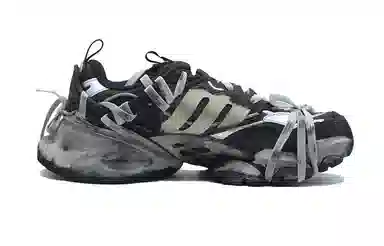 adidas XLG Runner Deluxe