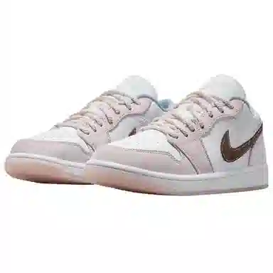 Air Jordan 1 Low "Coral"